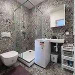 V&v Apartment *